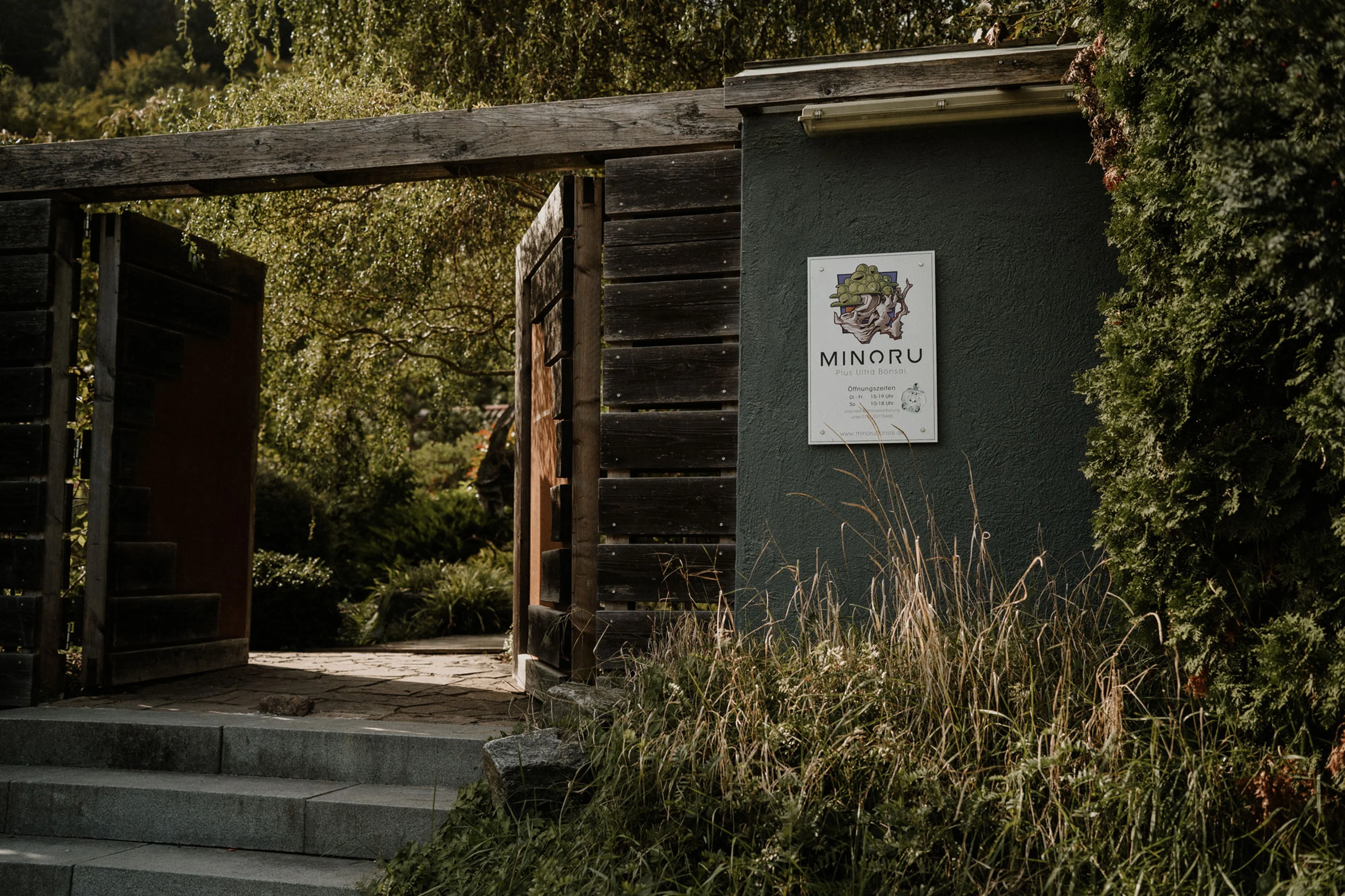 Minoru Bonsai Hochzeitsgarten – Empfang am Garteneingang